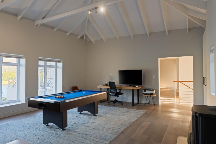 5 Bedroom Property for Sale in Val De Vie Estate Western Cape